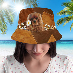 Cavalier King Charles Spaniel02 Holding Daisy Bucket Hat