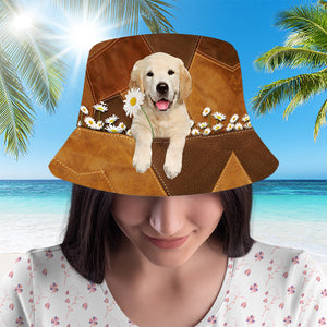 Golden Retriever02Holding Daisy Bucket Hat