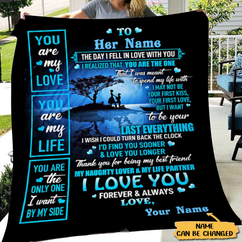 Special gift for Wife - Fiancee - Girlfriend Fleece Blanket